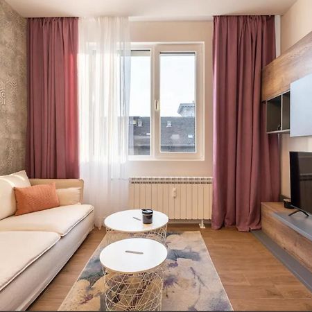 Stylish 1Bdr Central Apartment Sofia Eksteriør bilde